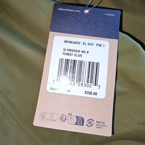 The North Face Women's Freedom Insulated Bib Pants in Forest Olive Sz XL - Picture 9 of 16